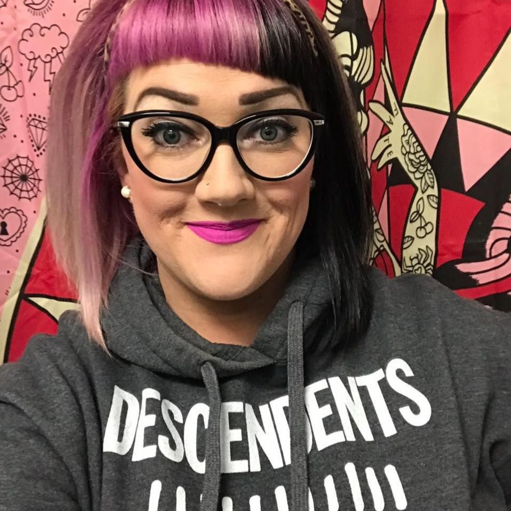 Meet your Posher, Cait